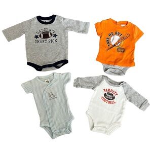 Lot of 4 Newborn Baby Boy Bodysuits Carters Circo Faded Glory‎ Sports Bear NB